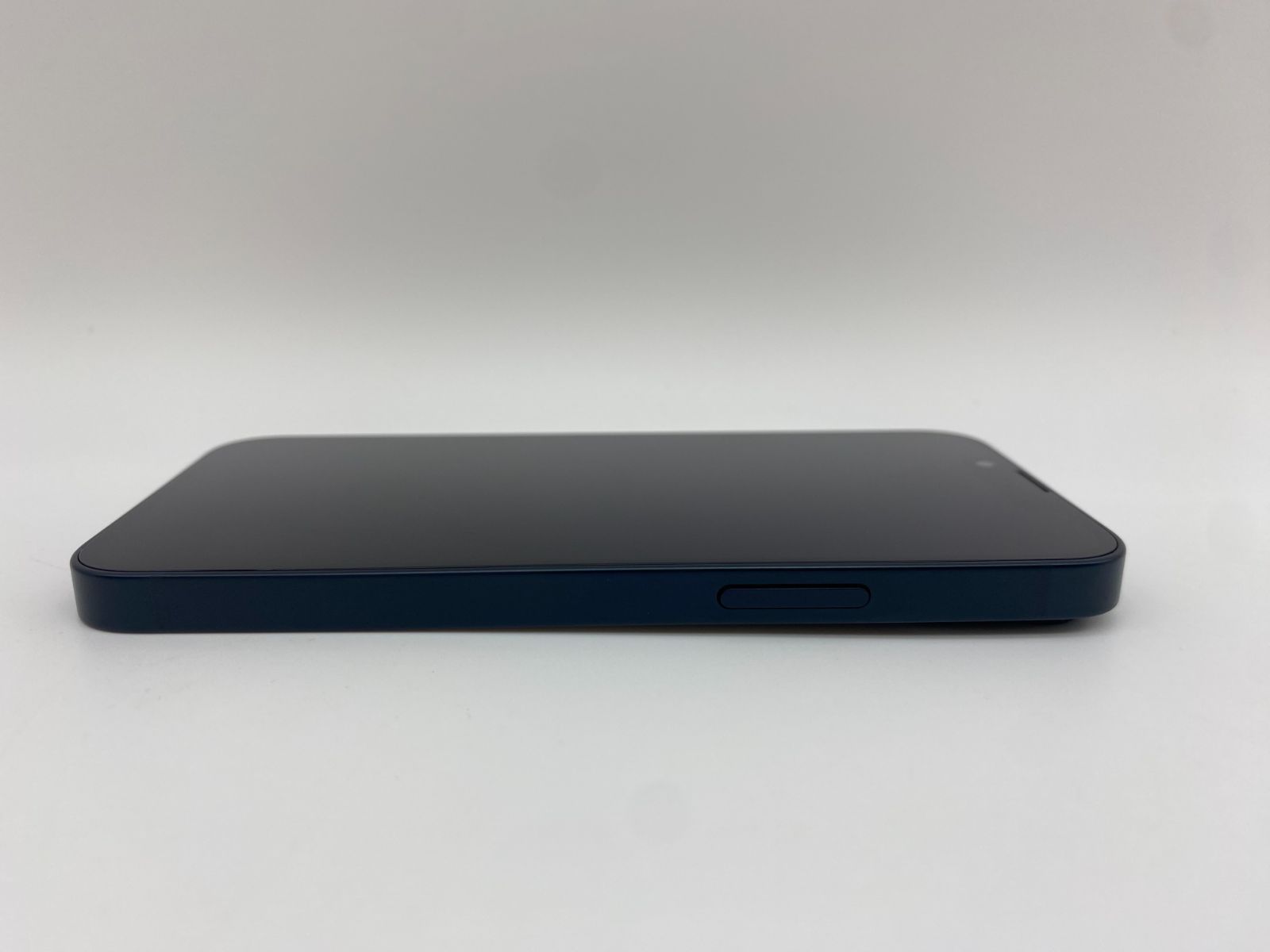 621ほぼ新品★iPhone13mini 128G国内版/純正バッテリー100% ムスビー｜034☆新品未使用☆iPhone 13 128GBブルー/シムフリー