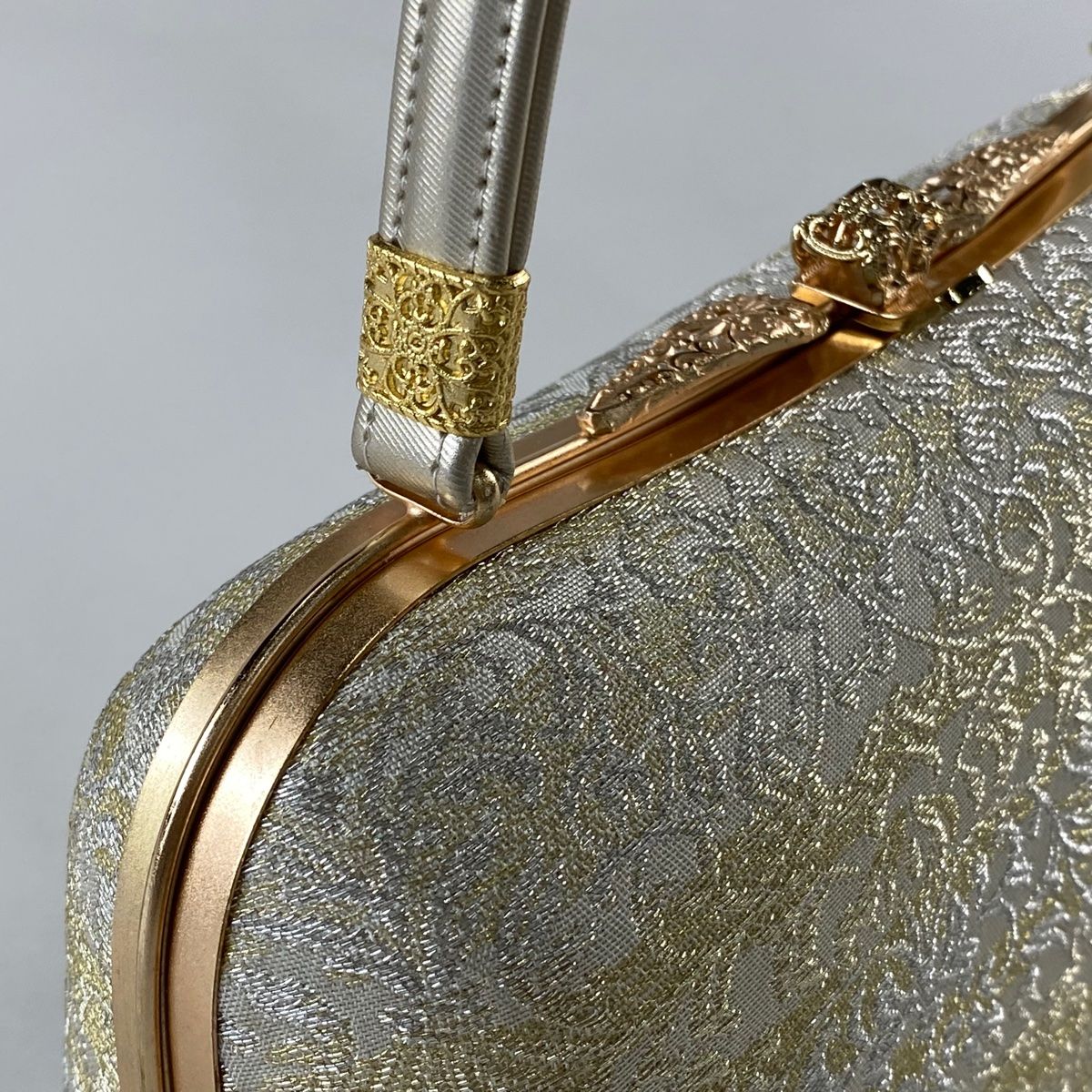 和装バッグ 優品 フォーマル 花唐草 金銀糸 クリーム 正絹 和装