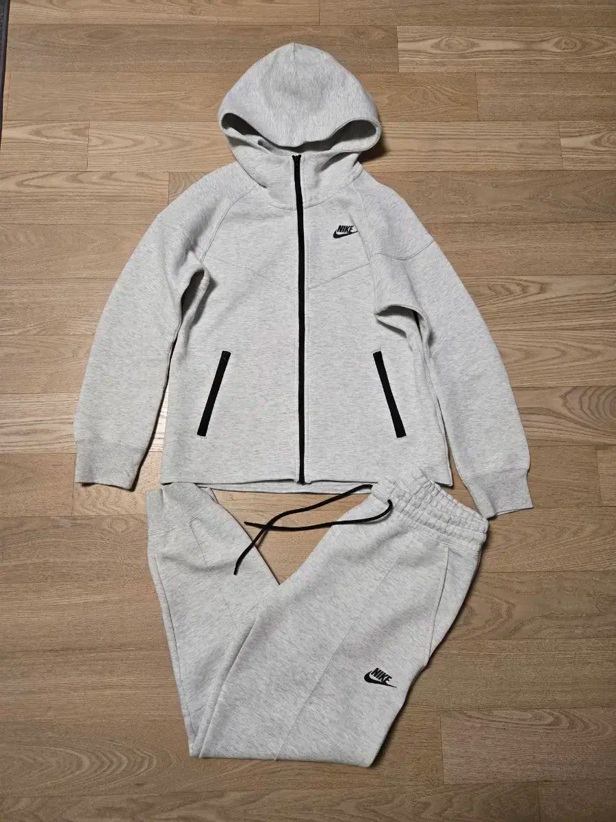 m NIKE ナイキ テックフリース レディース トレーニング セット