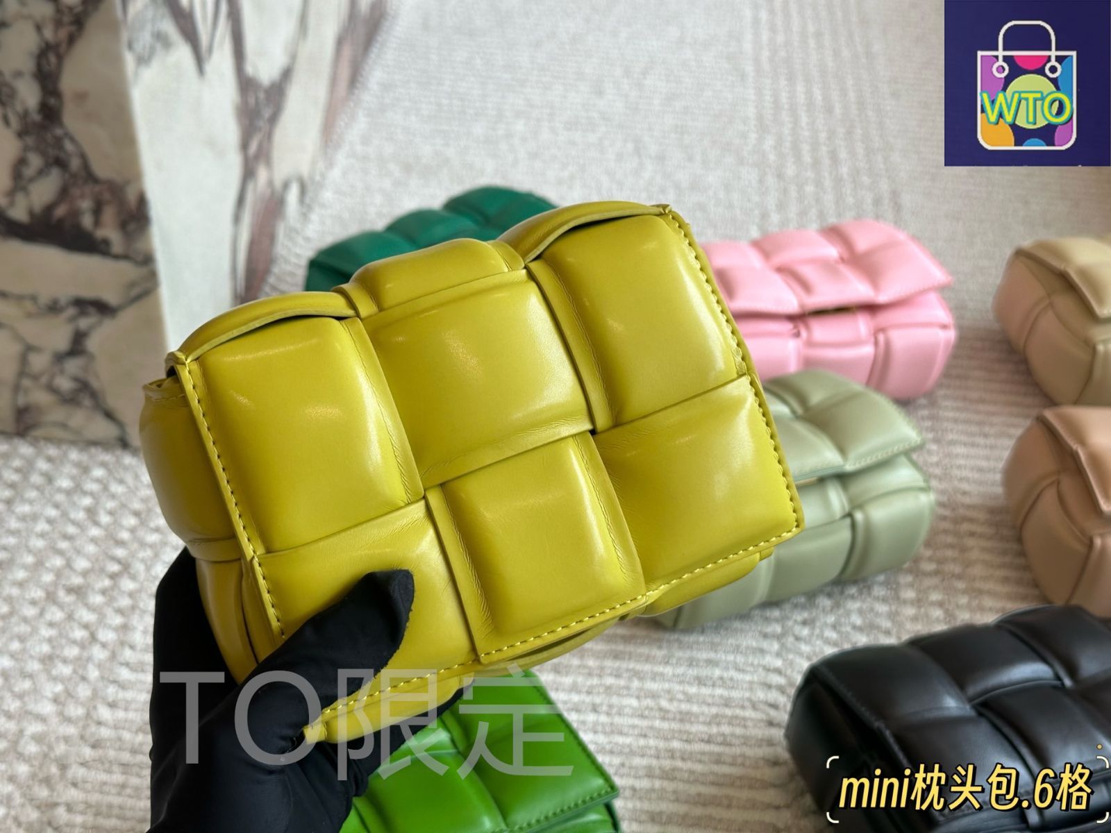 今日特価】Bottega Veneta ボッテガ・ヴェネタ カセットシリーズ