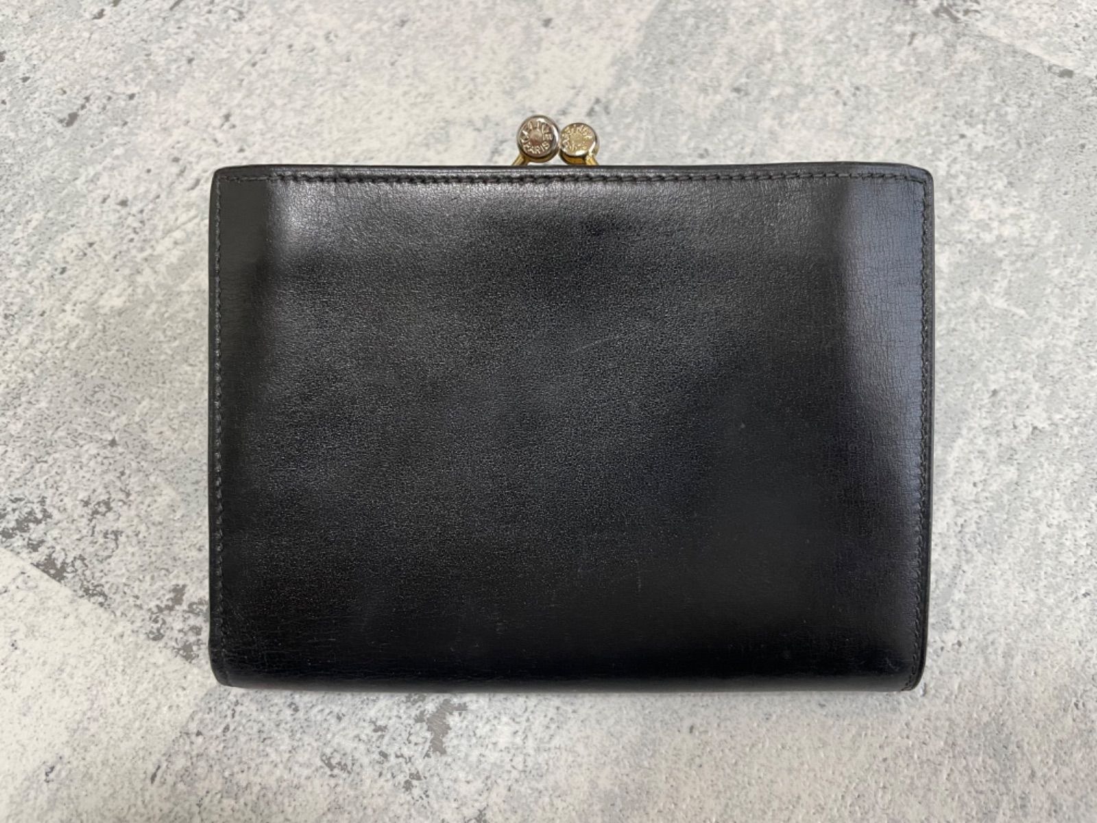 美品 CELINE セリーヌ ラウンドボタン がま口財布　(BLACK) CELINE ラウンドボタン がま口財布 (ブラック) - メルカリ