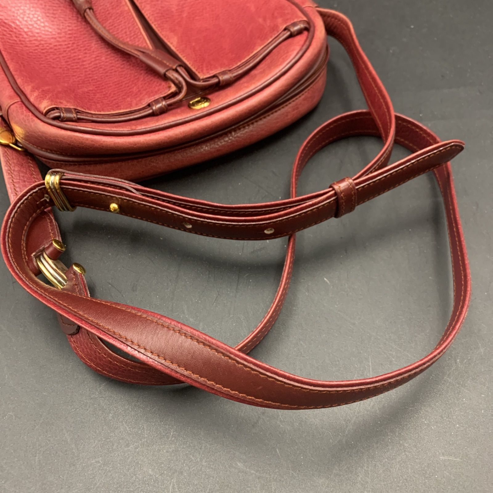 Cartierカルティエ マストライン トリニティ レザーショルダーバッグ 73 Cartier カルティエ マストライン トリニティ ショルダー