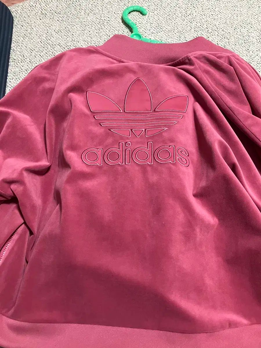 adidas アディダス ベロア トレーニングウェア セット ピンク WWW_NOITHATQUANGTHANH_NET