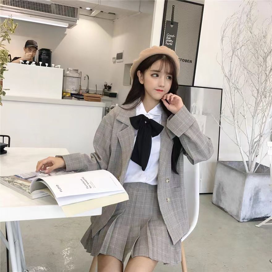 卒業式 3点セット女子 スーツ ホワイト グレー 卒服 女の子 お