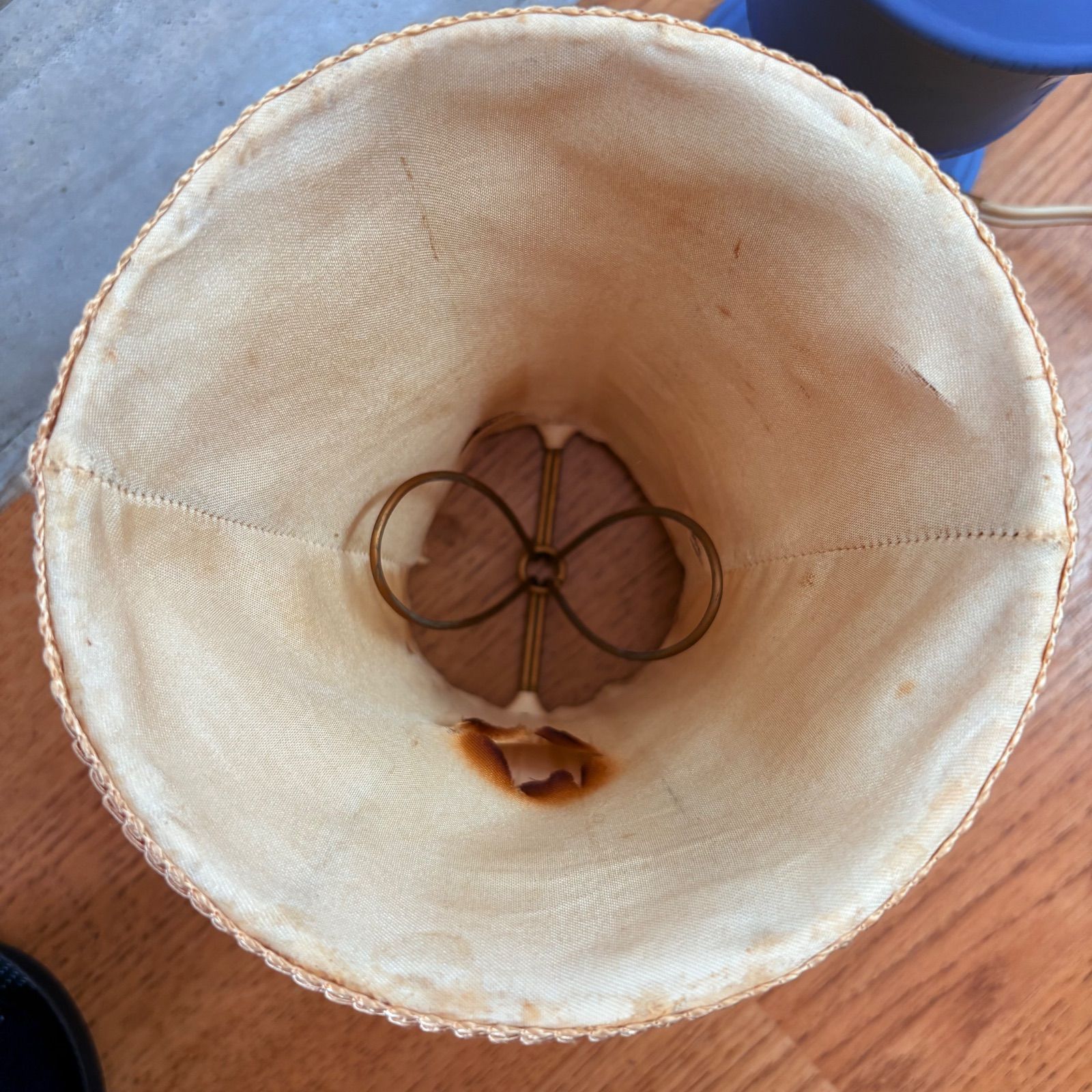 ベッドサイドランプ 卓上ランプ