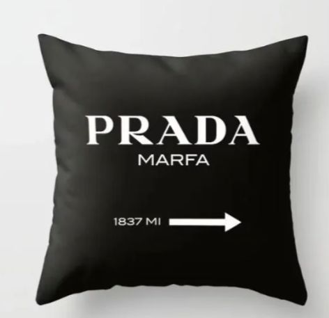 ゴシップガールPRADA/Gossiop girl/クッション ゴシップガールPRADA/Gossiop girl/クッション2点SET - メルカリ