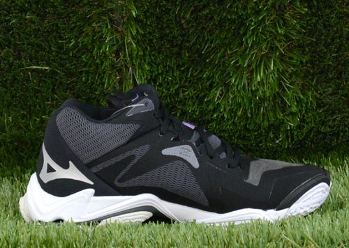 MIZUNO ウエーブライトニング