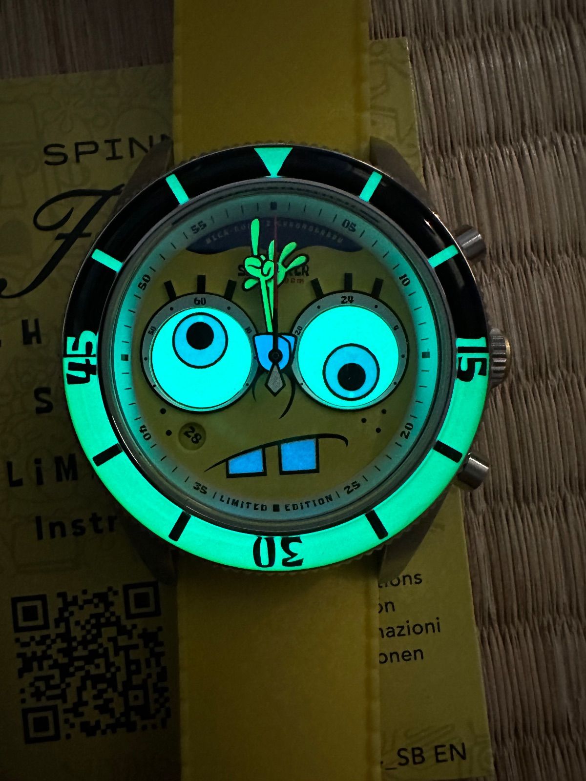 スピニカー SPINNAKER FLEUSS Meca-Quartzl Chronograph SpongeBob