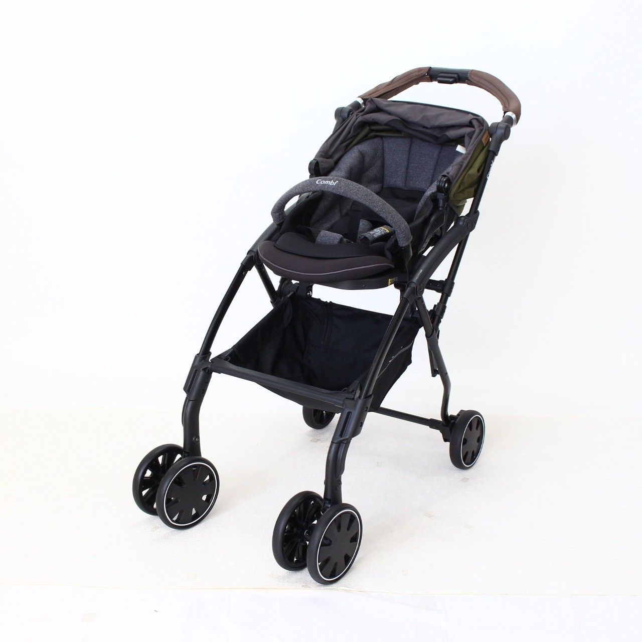 テトさま⭐️ エアバギー ココプレミア フロムバース アースブラック 楽天市場】【ラッピングのし無料】 エアバギー ココ プレミア