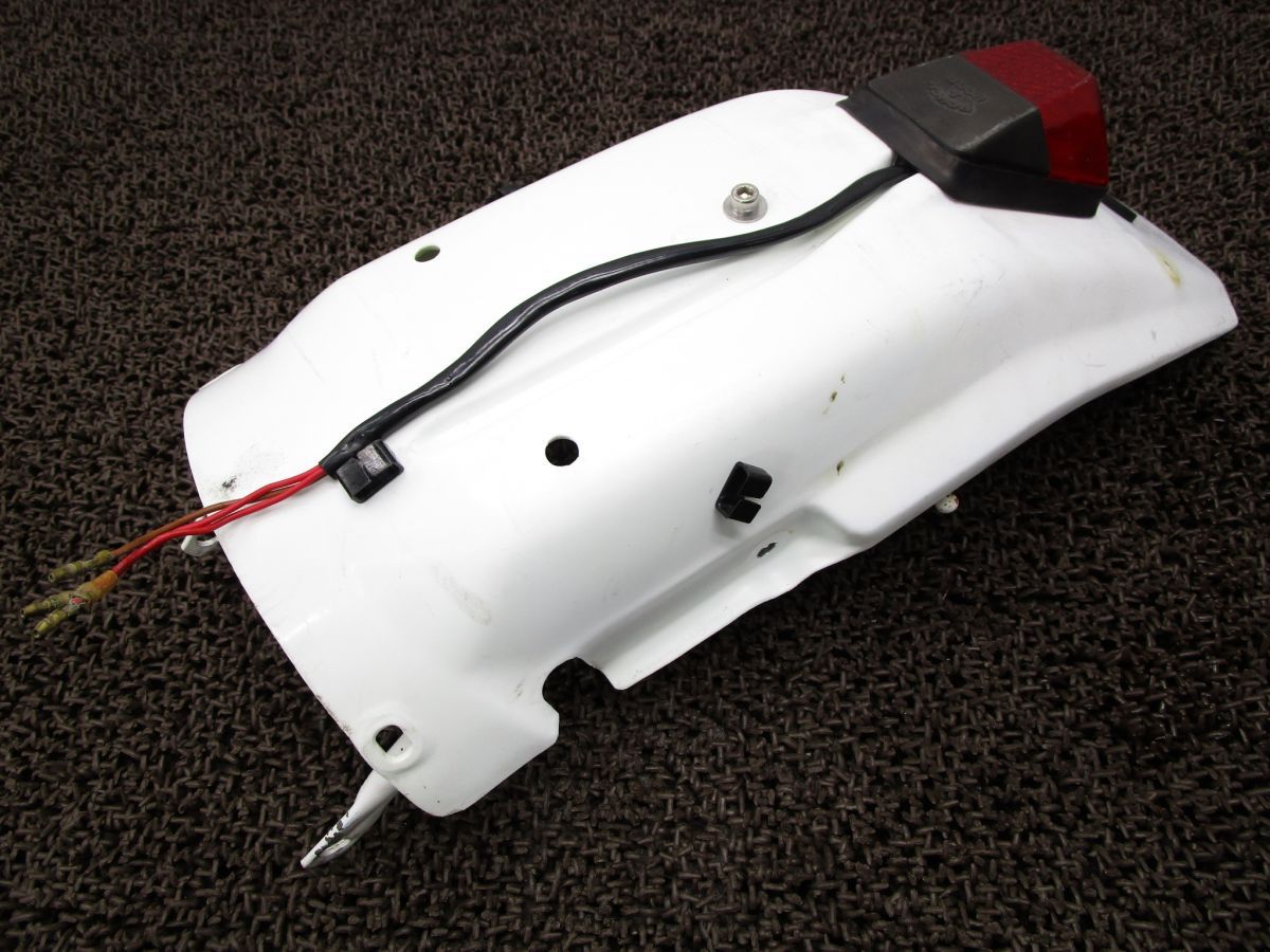 XLR250バハ リアフェンダー ラフ＆ロード製 テールランプ □p825