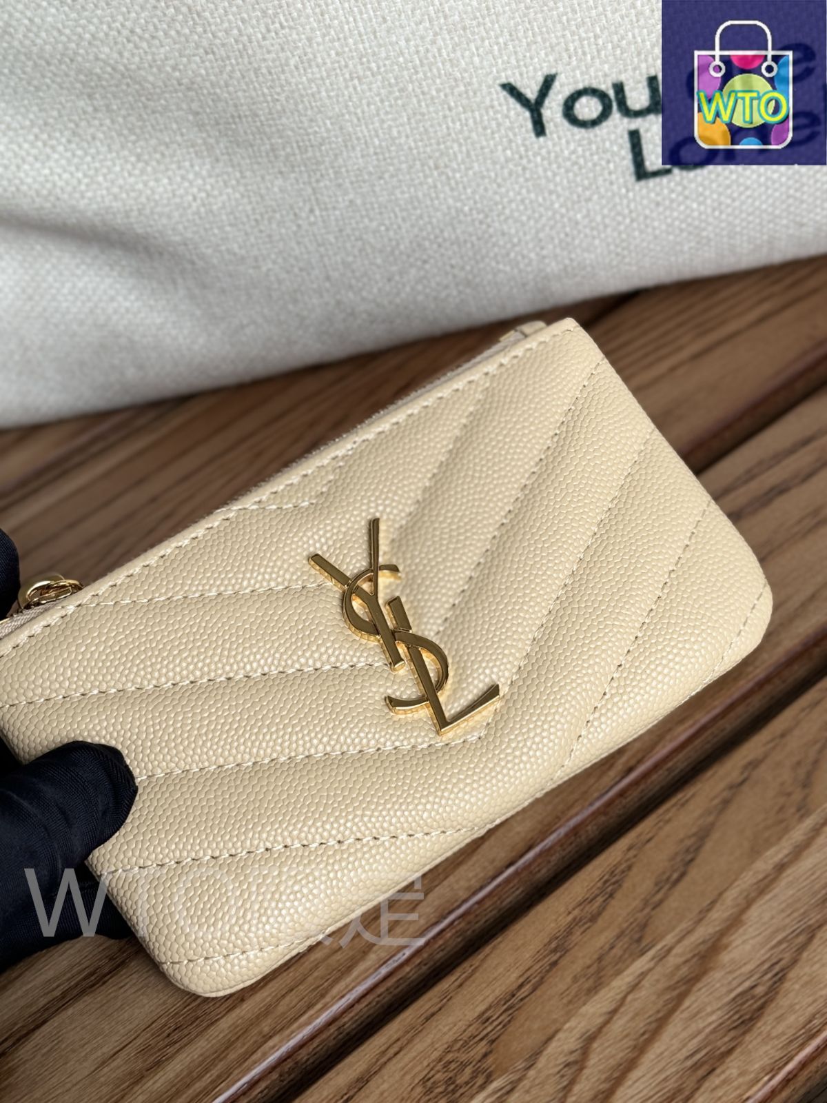 今日 YSL