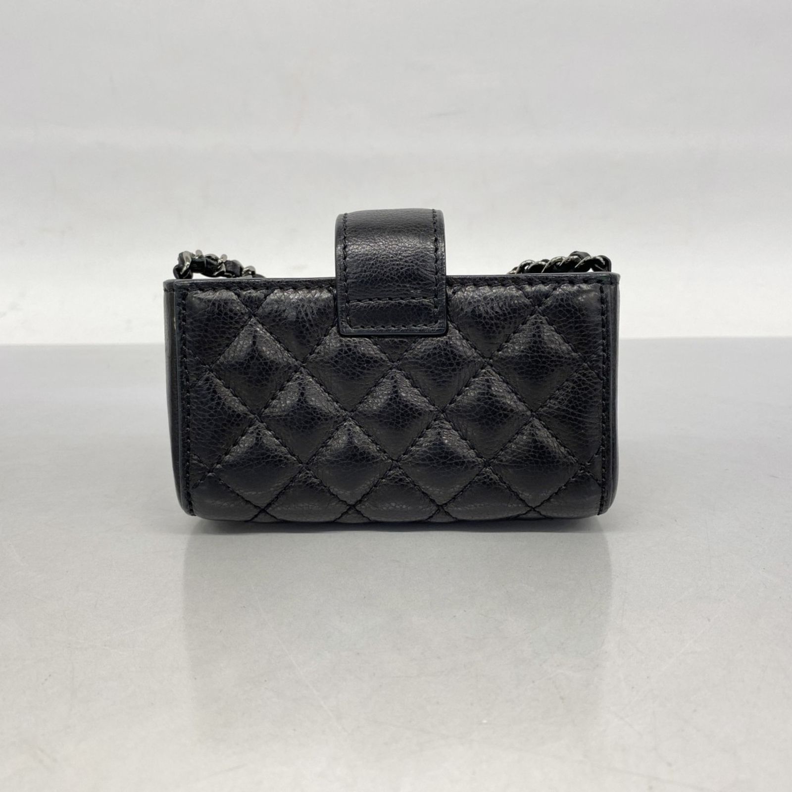 Chanel シャネル