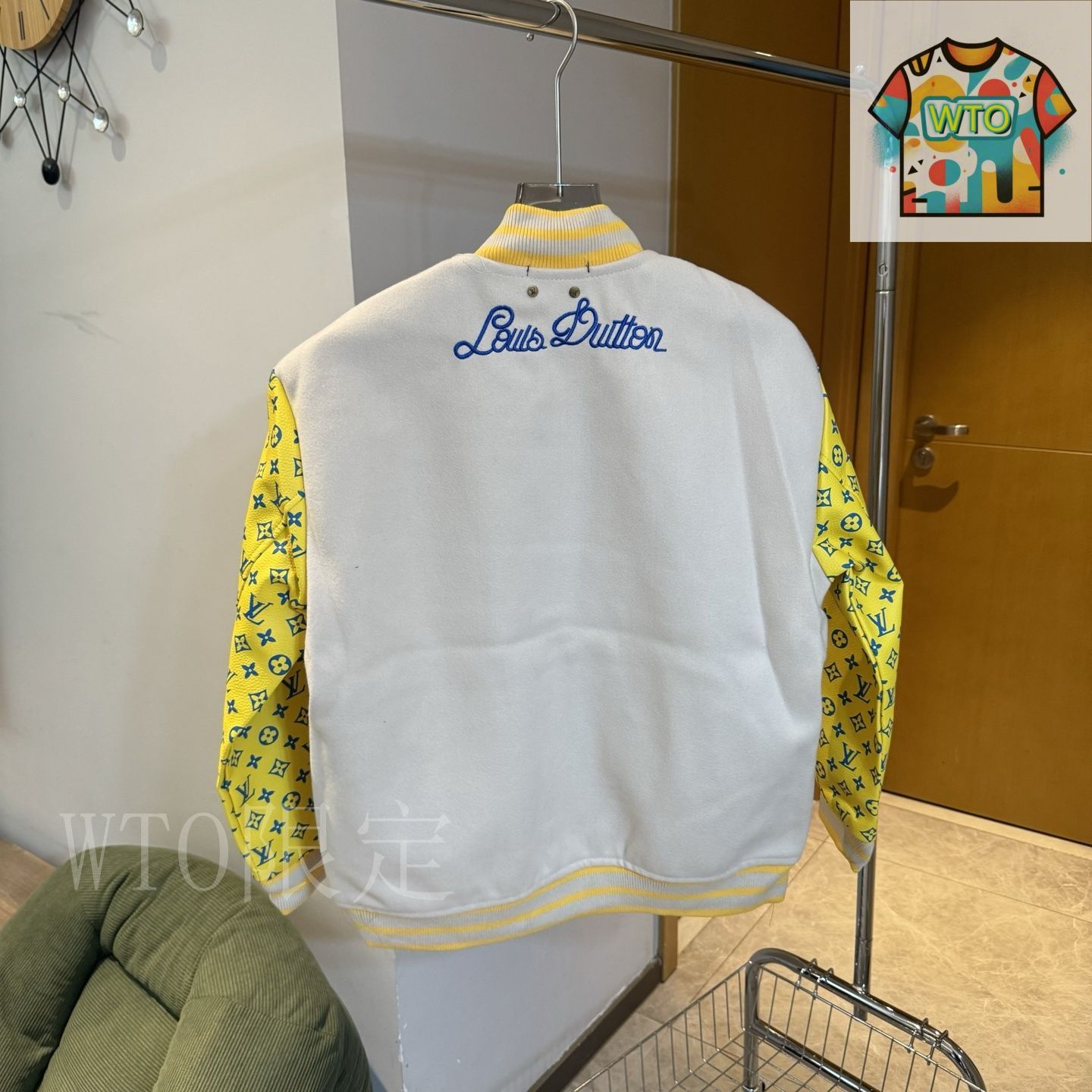 ルイヴィトン ベースボールジャケット 並行輸入品 ルイヴィトン ベースボールブルゾン ジャケット 22,800円 CCS031232