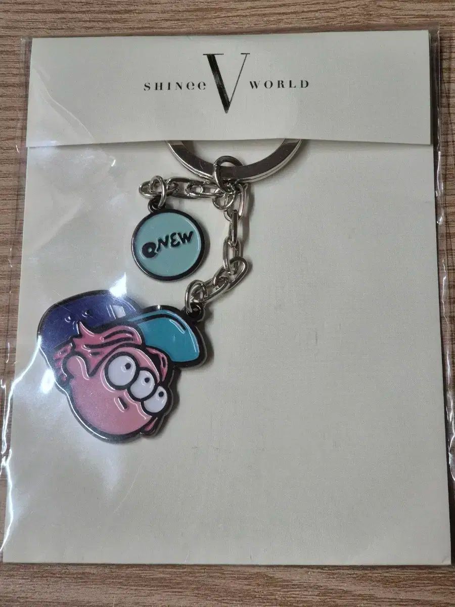 【雷市場（ポンジャン）商品韓国直送】 SHINee WORLD V キーリング SHINee(シャイニー) オンユ(ONEW)