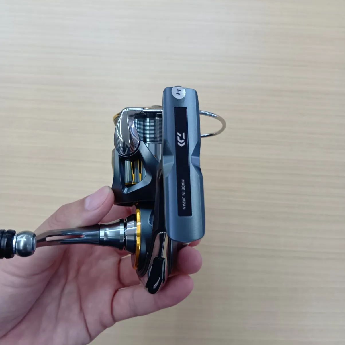 相模原橋本店 併売】ダイワ 23エアリティ PCLT 3000XH - メルカリ