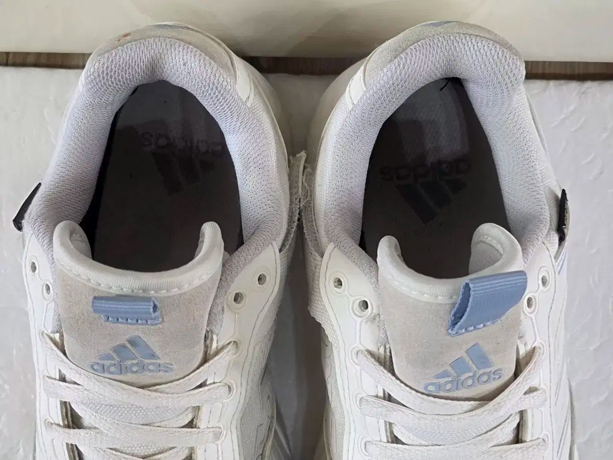 235 adidas(アディダス) スピリタン 2000 GORE-TEX(ゴアテックス) コア