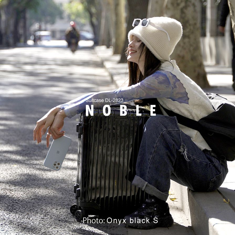 スーツケース 【 DL-2823 】 S オニックスブラック - メルカリ