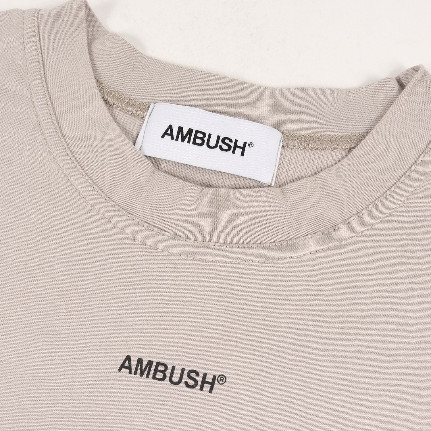 美品 AMBUSH アンブッシュ Tシャツ バックロゴ クルーネックTシャツ XL LOGO T-SHIRT 20SS ベージュ トップス  カットソー 半袖 カジュアル ブランド 着回し メルカリShops