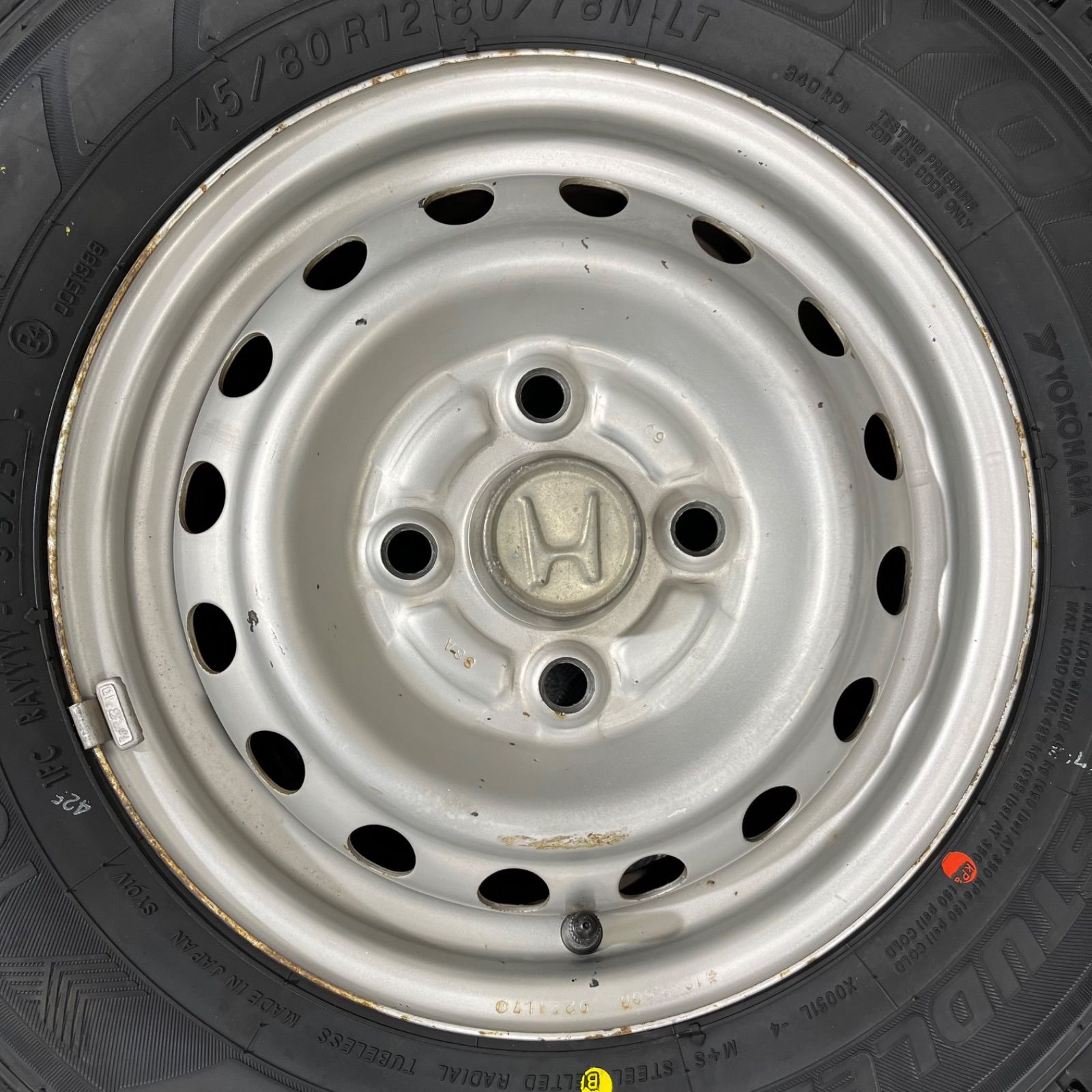 完全調整品 25年製 タイヤ 145|80R12 80|78N LT ヨコハマ SY01V ホンダ アクティ スタッドレスタイヤ 冬タイヤ 1085M 今なら全品配達料金無料！
