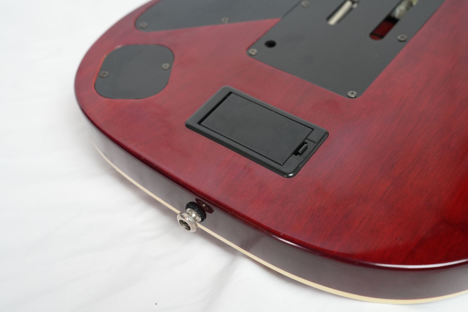 アクティブハムバッカーピックアップ搭載 2010年製