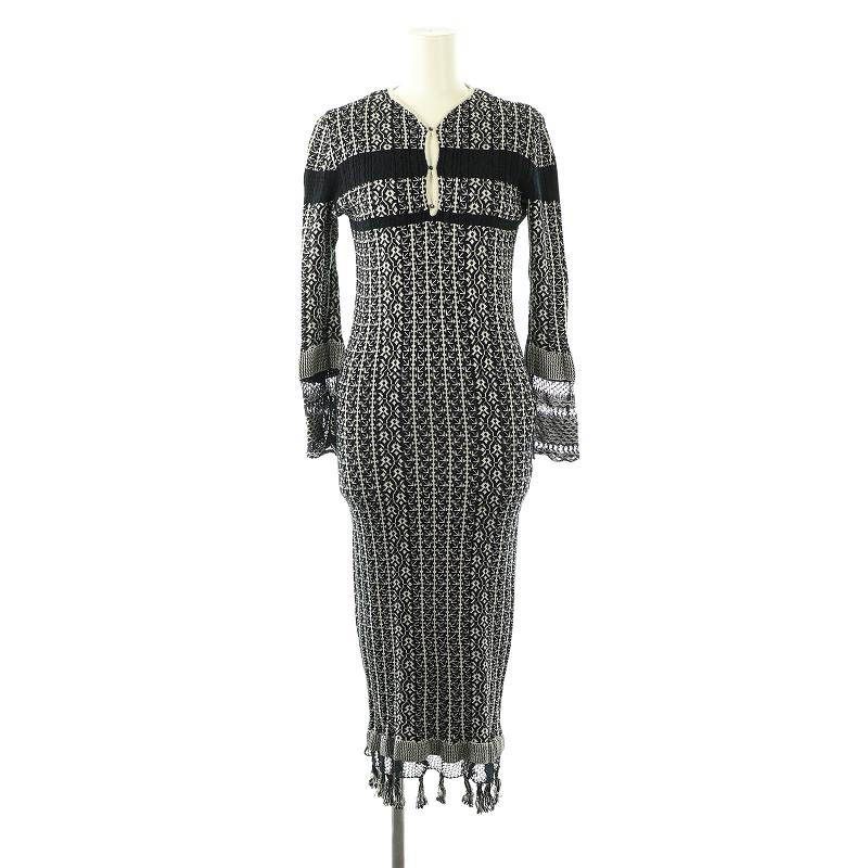マメクロゴウチ Mame Kurogouchi Rib Jacquard Pedicel Knit