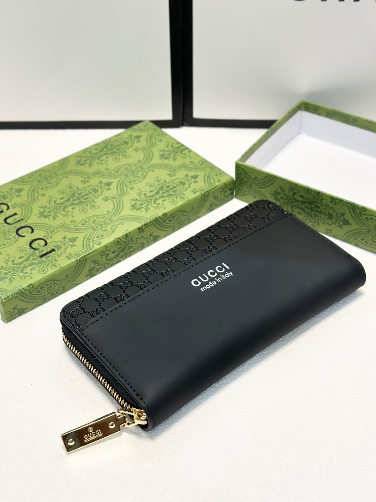 P788🎀🎀カラーブラック🎀サイズ20 x 10🎀グッチ爆金牛革