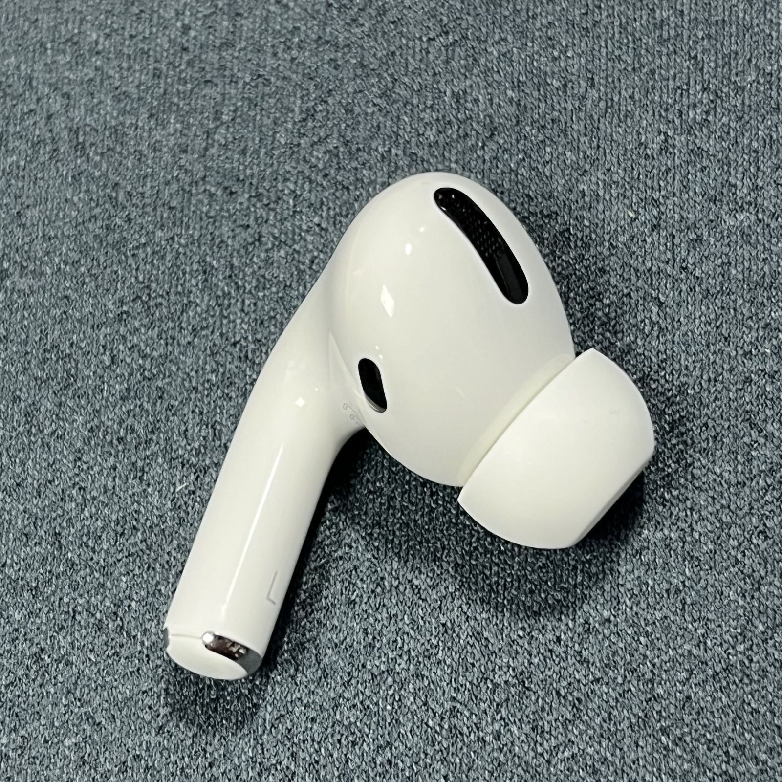 美品 Apple AirPods Pro MWP22J/A 第一世代Apple - イヤフォン