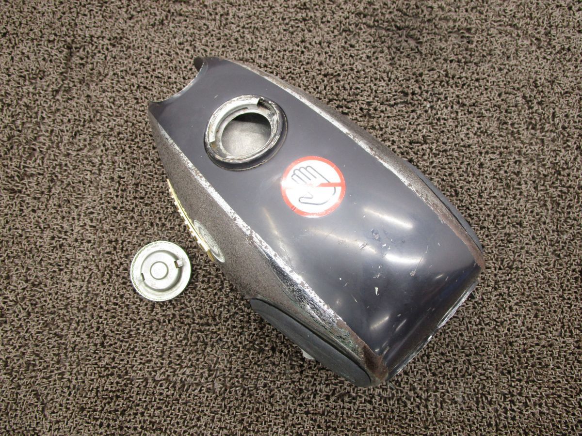 フューエルコック タンクキャップ