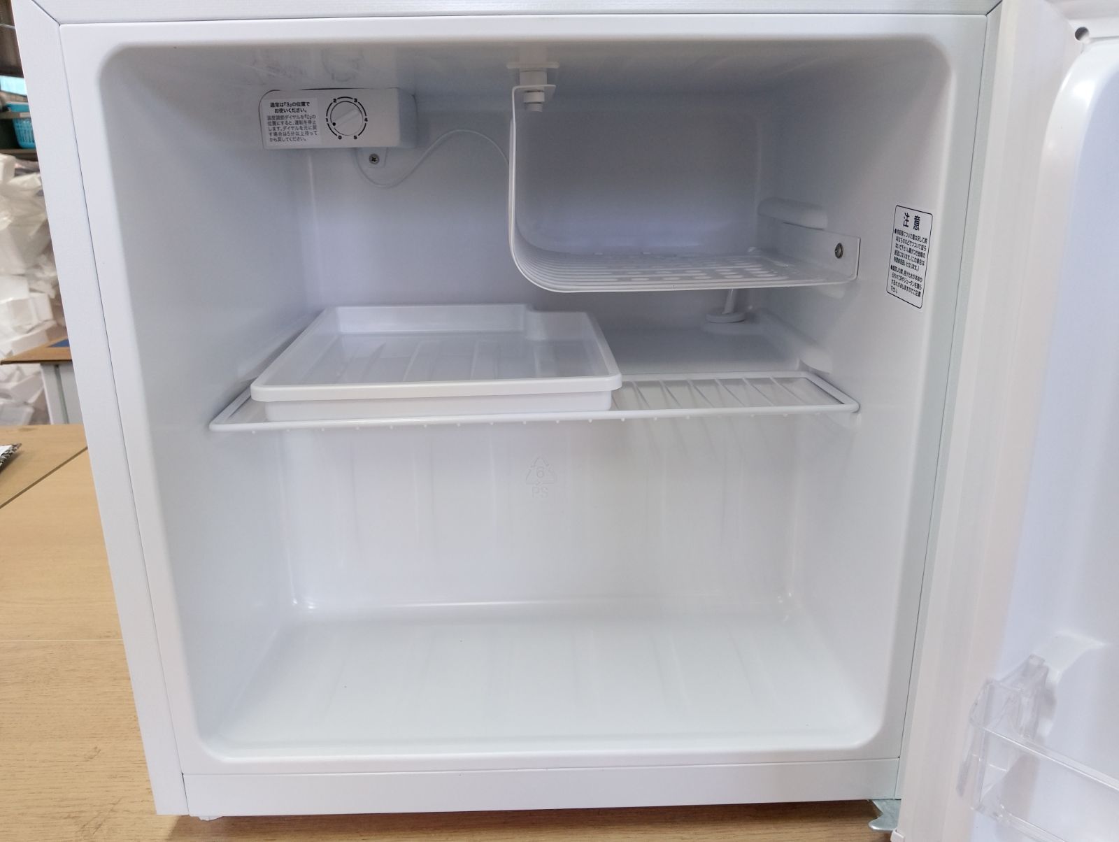 中古品】 Haier・ハイアール 電気冷蔵庫 40L 型式：JR-K40AR 年式 