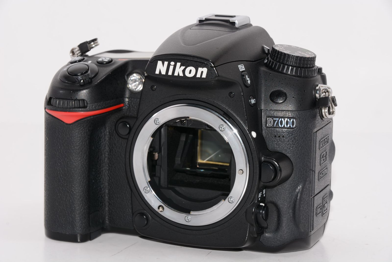 Nikon デジタル一眼レフカメラ D7000 ボディー - 百獣の買取王カメラ