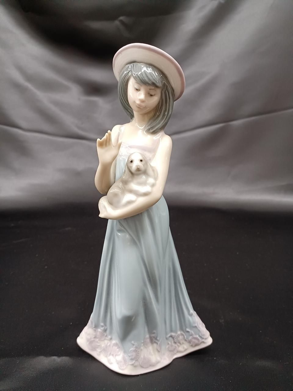 LLADRO 少女エリザベス 5645 LLADRO Girl Elizabeth 5645