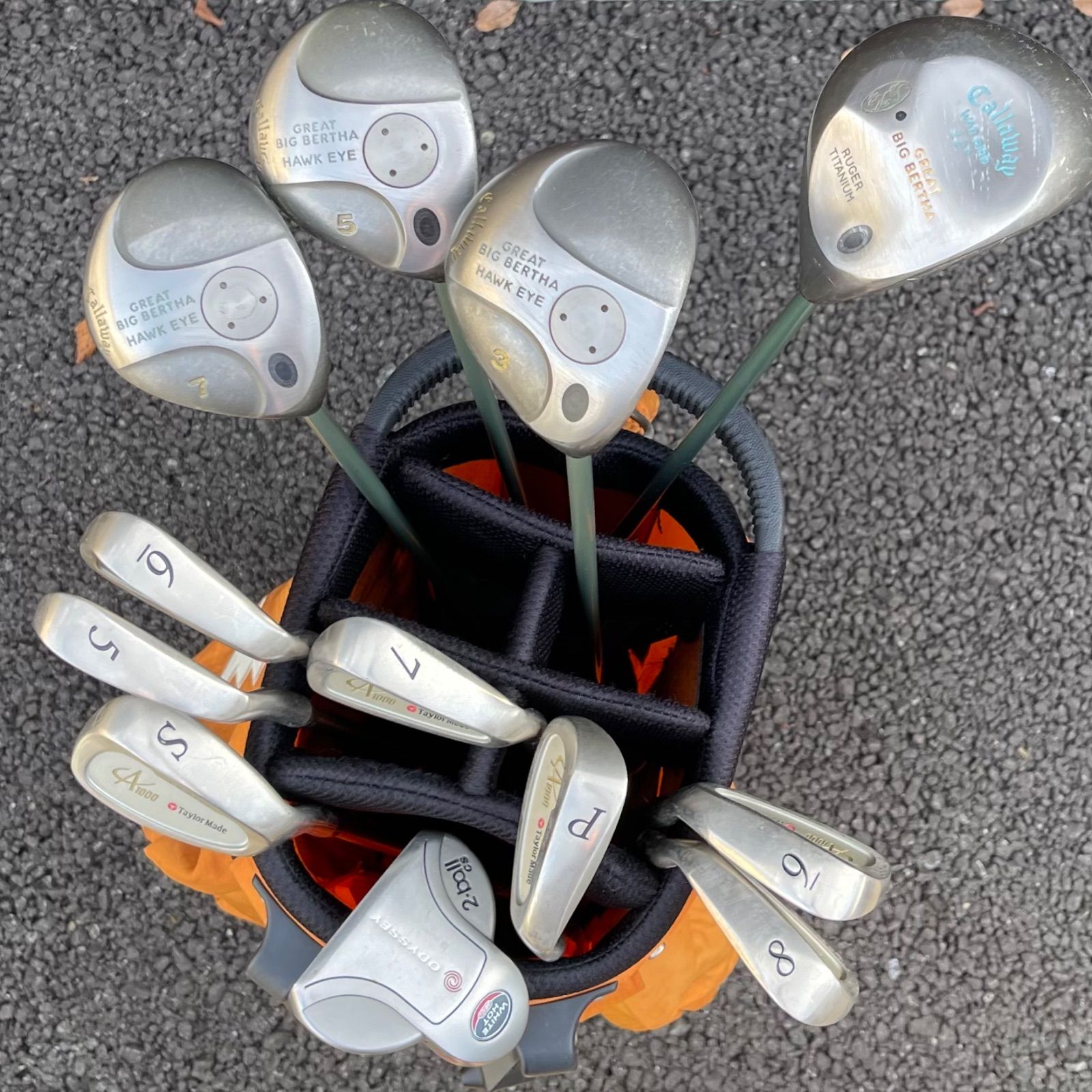 ゼクシオアイアン＆テーラーメイドドライバー、ウッドセット バッグ付 テーラーメイドのアイアンセット&ドライバーとウッド&パター