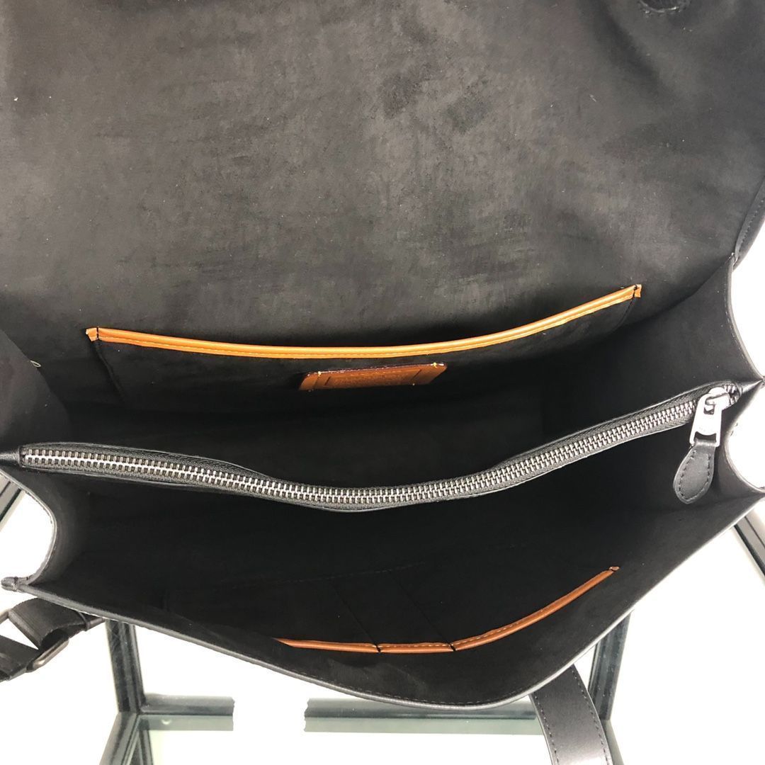 COACH コーチ