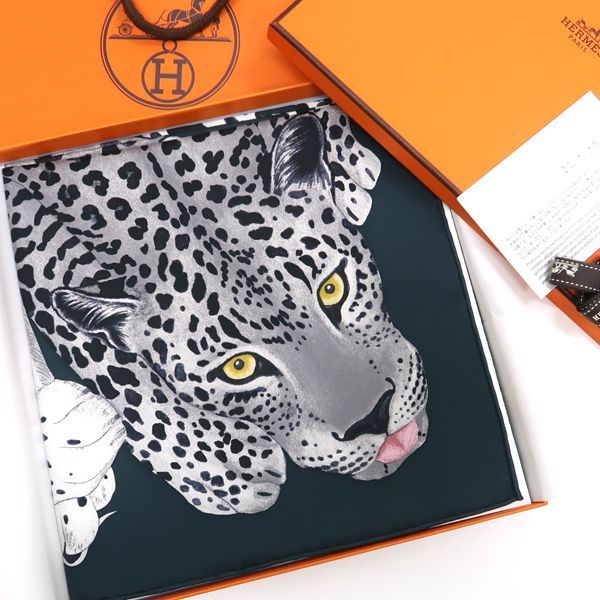 HERMES カレ90 LAZY LEOPARDESSES レイジー レオパード 003779S HERMES カレ90 LAZY LEOPARDESSES レイジー レオパード 003779S
