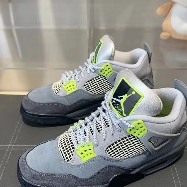 未使用 NIKE AIR JORDAN 4 RETRO LE NEON ネオン 