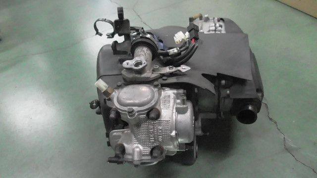 Tシャツ シグナス-X SR FI SED8J-013xxx の エンジン 1760667061