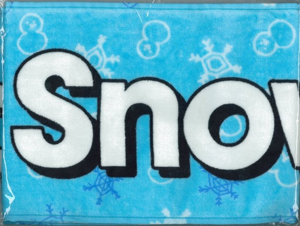 ジャニーズJr. - Snow Man  団扇&amp;タオル Amazon.co.jp: ジャニーズJr. 【マフラータオル（Snow Man