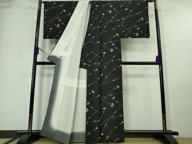 平和屋着物■極上　石川県指定無形文化財　牛首紬　白山工房　手織り　枝花文　黒地　逸品　DZAA6839kh5 平和屋着物□極上 石川県指定無形文化財 牛首紬 白山工房 手織り 枝花