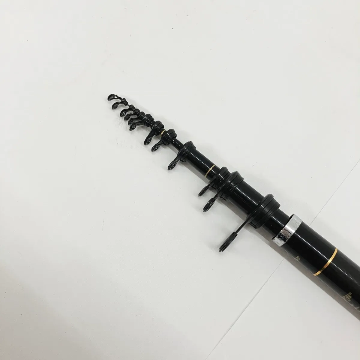 ダイワクレッサ大島磯1.5号5.3m&日新アグレッサー磯1.5号5.3m 〇〇DAIWA ダイワ 大島 クレッサ 磯竿 1.5号 5.3M DAIWA ダイワ 大島磯