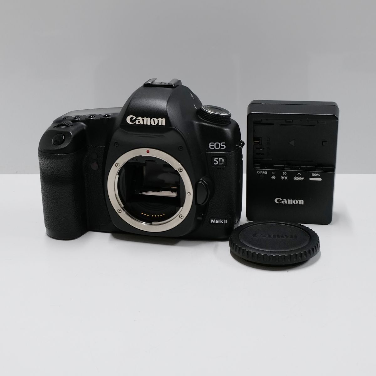 Canon EOS 5D Mark II ボディ USED美品 デジタル一眼レフカメラ 本体＋