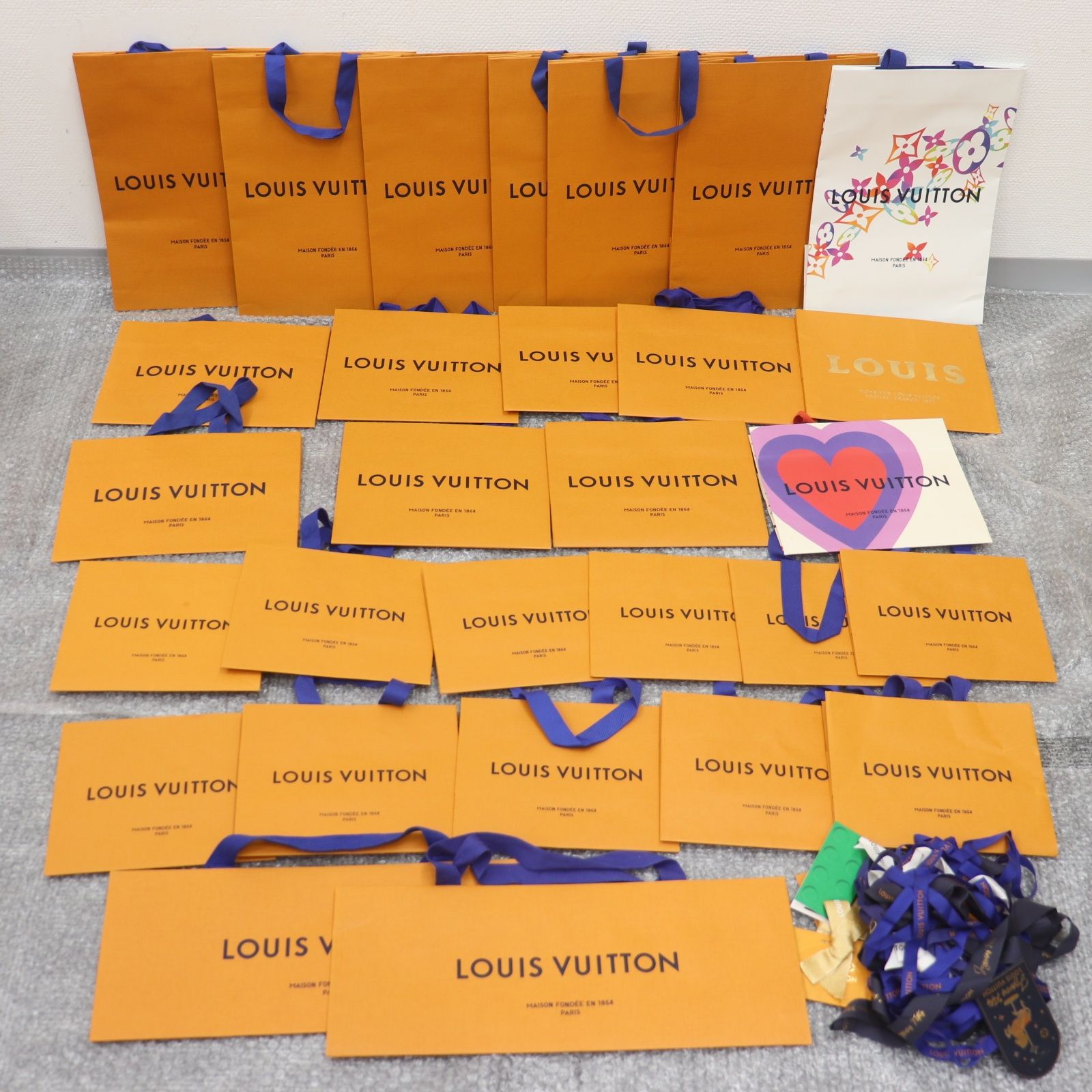 ITVSEO26USKG LOUIS VUITTON ルイヴィトン BOX 空き箱 ショッパー 純正 紙袋 リボン ケース オレンジ ブランド 紙袋48枚 箱36個 NEXPOTALLINN_EU