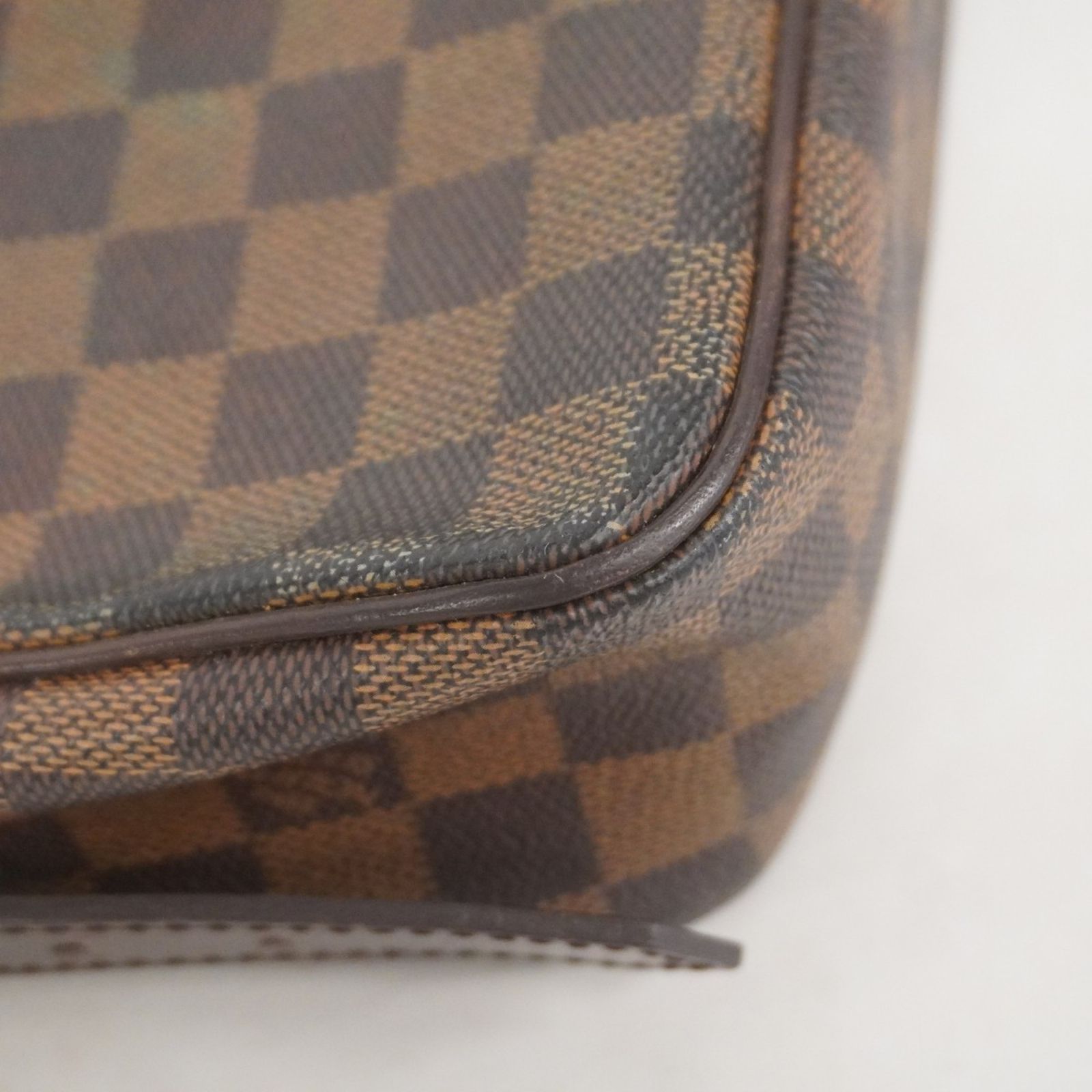 ルイ・ヴィトン ラヴェロGM ダミエ ショルダーバッグ ルイ・ヴィトン(Louis Vuitton) ルイ・ヴィトン ショルダー