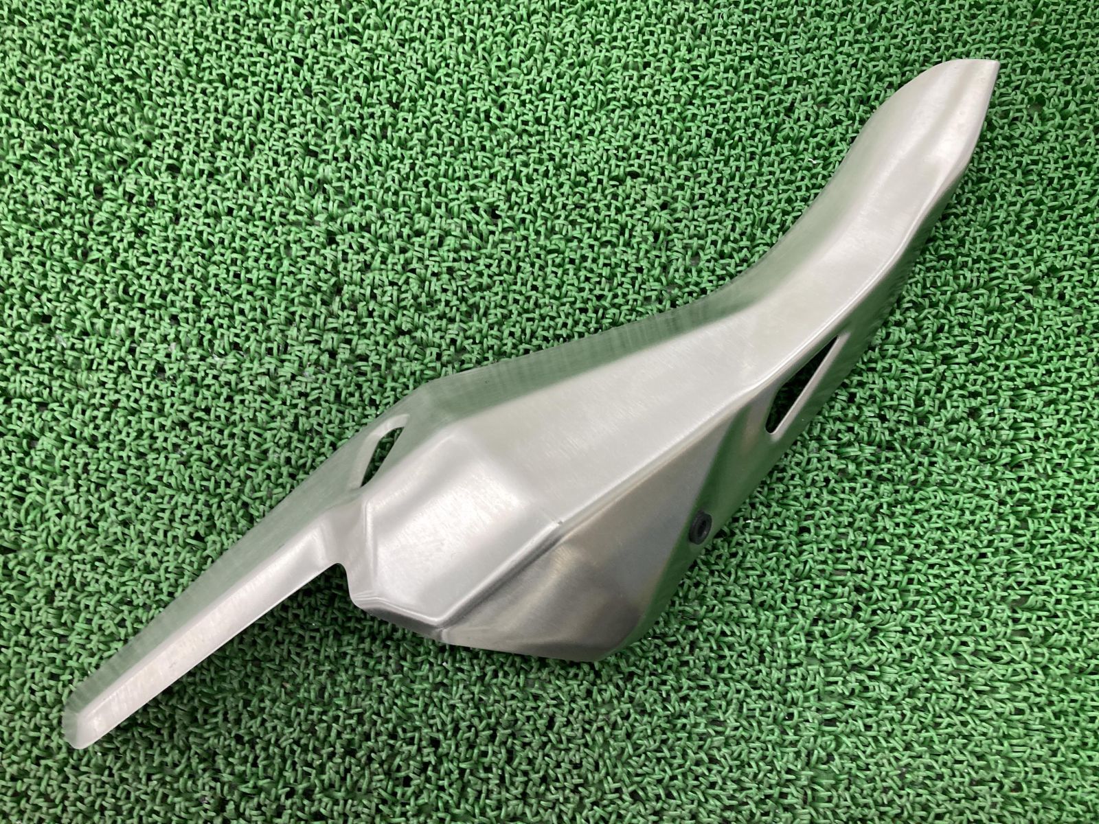 NINJA250 マフラーヒートガード カワサキ 純正 中古 バイク 部品 EX250P マフラーカバー ニンジャ250 コケキズなし 車検 Genuine