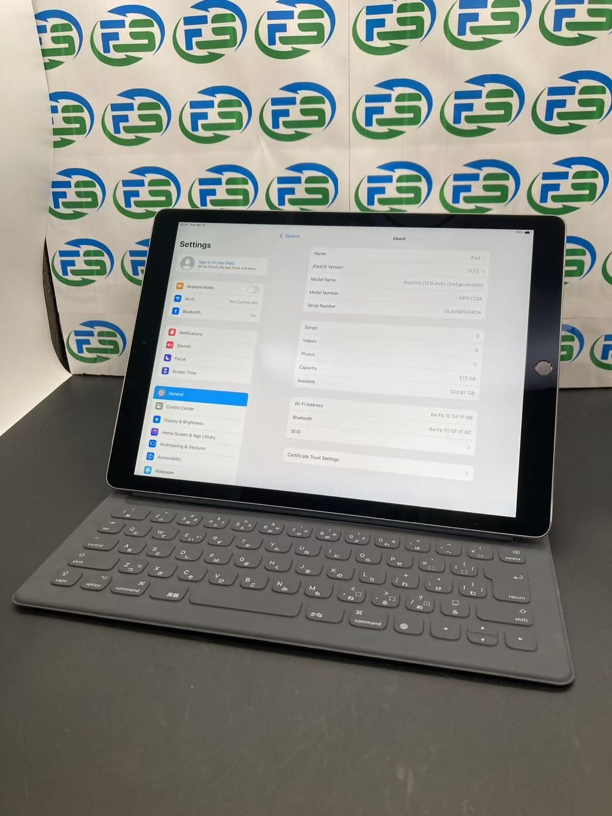 キーボードつき iPad Pro 12.9インチ 第2世代 512GB 【公式通販】