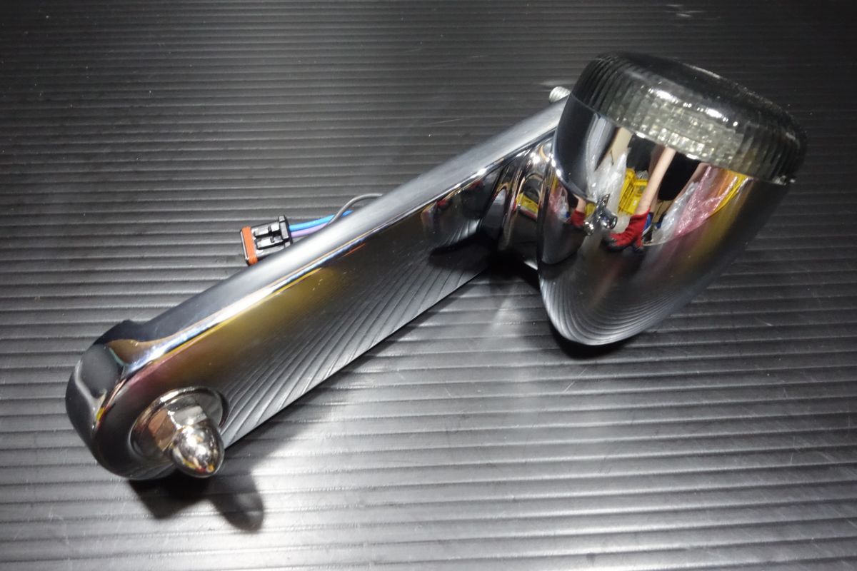 クランプ ホルダー