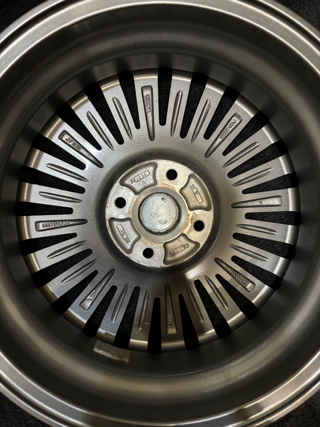 タフト 新車外し 純正アルミホイール＋タイヤ4本セット タフト 純正15