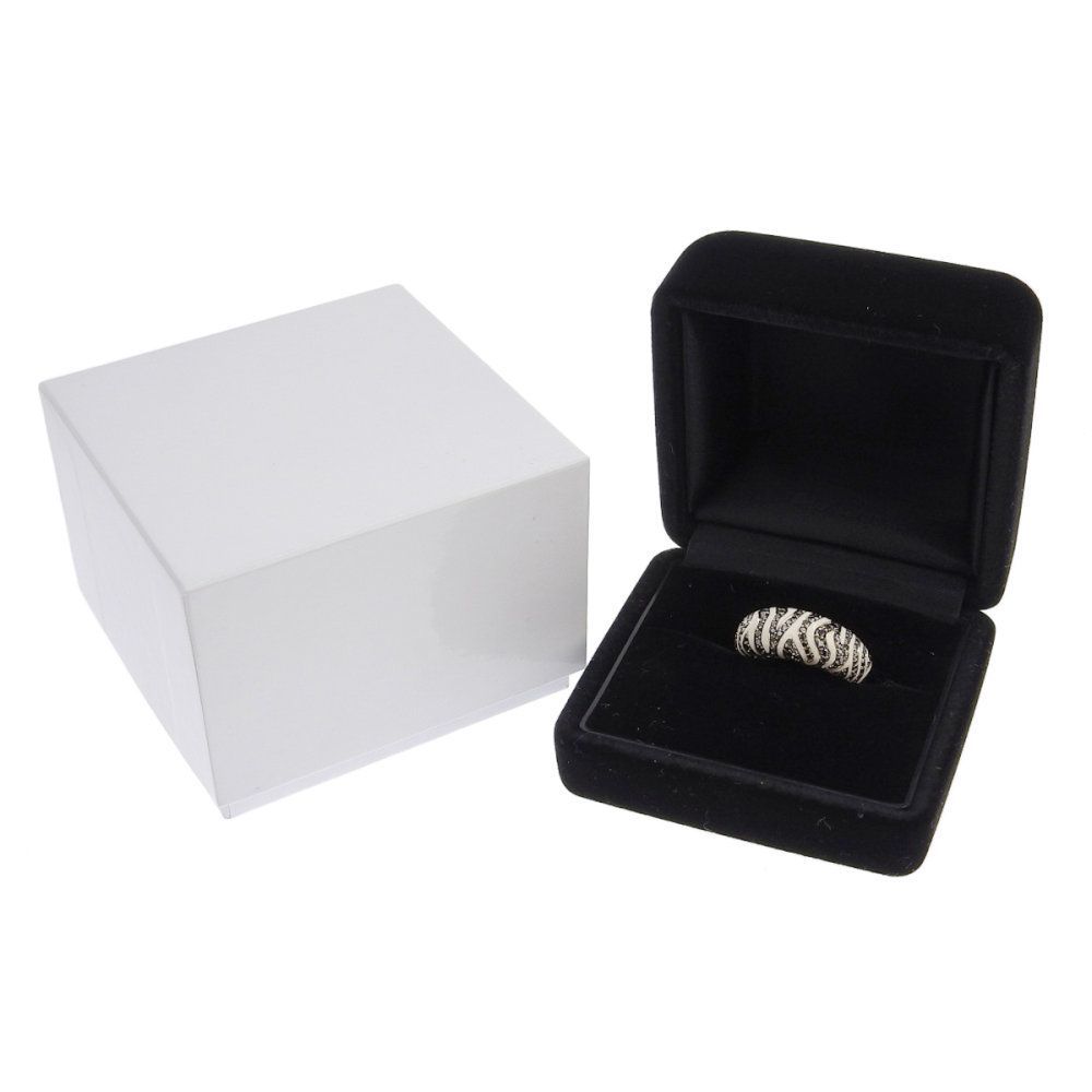 返品OK】合計0.78ct 天然ブラックダイヤ リング 13.5号 K18PG エナメル 