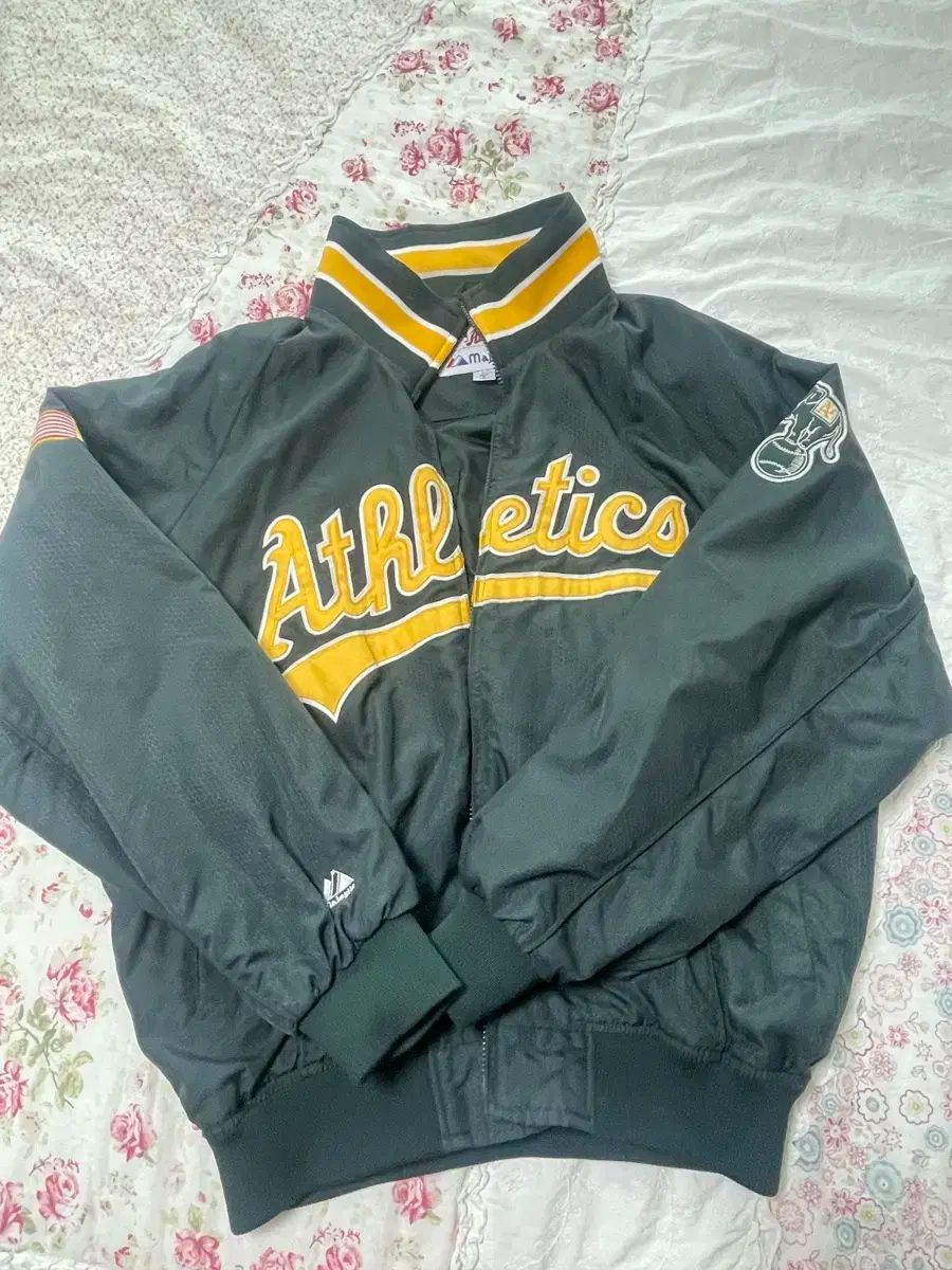 厳選商品を皆様に。 オークランド Majestic アウター L ミント