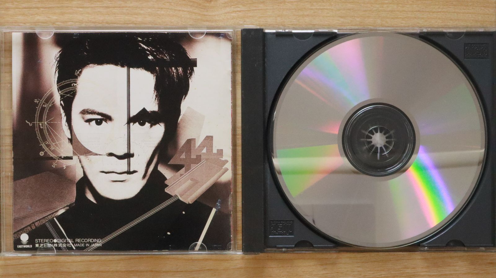 希少新品！【氷室京介 】♪NEO FASCIO 1989 タオル♪ sddefault.jpg