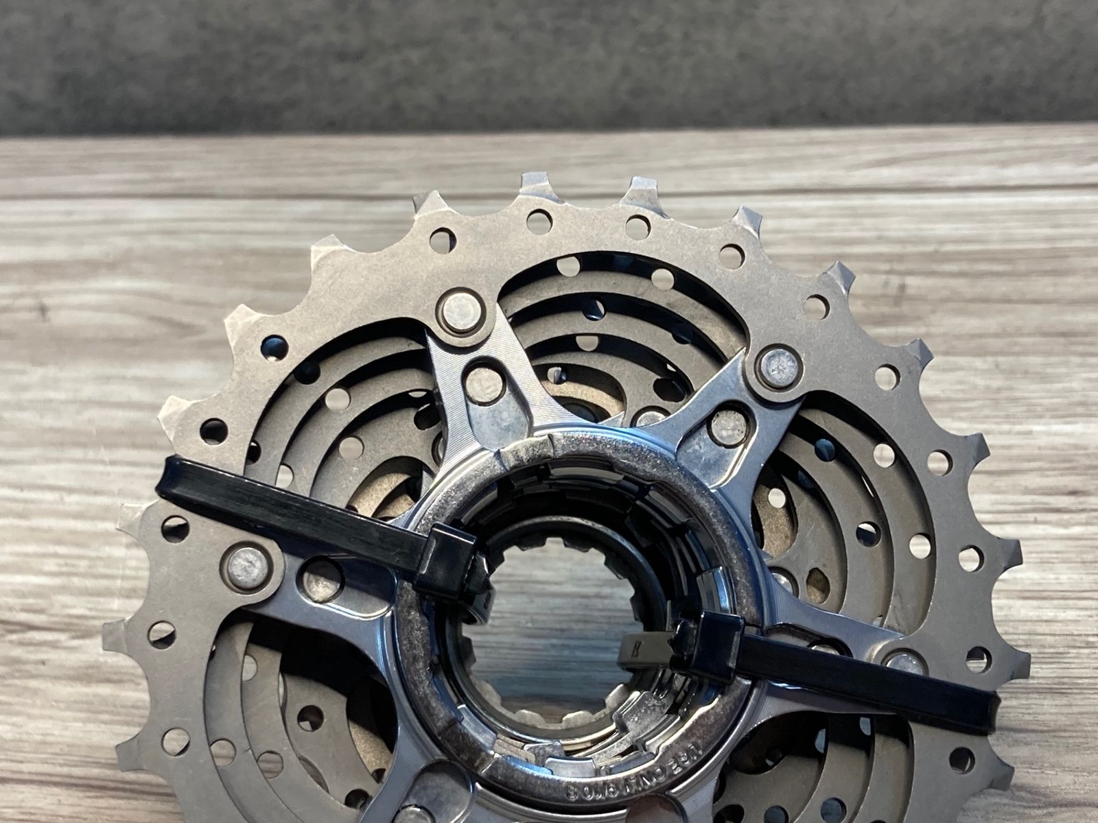 デュラエース スプロケット CS-7900 Amazon | SHIMANO(シマノ) CS-7900 10S 11-25T 1234579135 CS